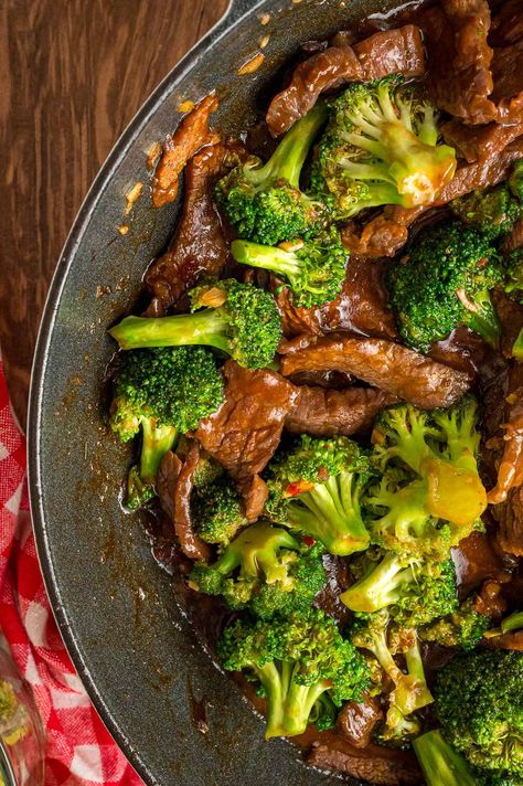 Beef and Broccoli Teriyaki Beef And Broccoli, Beef And Broccoli Recipe, Easy Beef And Broccoli, Teriyaki Beef, Beef And Broccoli, Honey And Soy Sauce, Broccoli Recipe, Homemade Beef, Fresh Broccoli