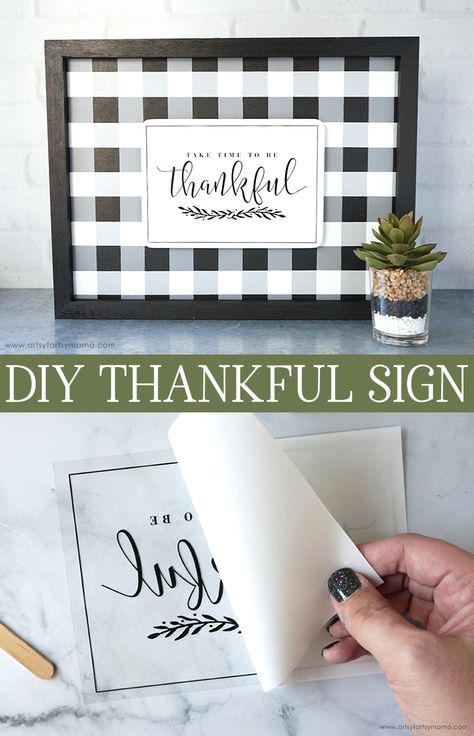 DIY Thankful Sign #thankful #fallcrafts #thanksgiving #diysign #paintcrafts #autumncrafts Thanksgiving Signs Diy, Sponge Paint Brush, Paint Sponge, Thankful Sign, Thanksgiving Sign, Thankful Quotes, Thanksgiving Signs, Signs Diy, Round Wood Sign