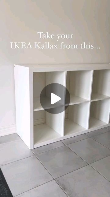 Salon Kallax Ikea, How To Put Doors On Cube Storage, Ikea Kallax Entryway Ideas, Kallax As Tv Stand, Ikea Kallax Shoe Storage Hack, Kallax Painted Ideas, Kallax 16 Cube Ideas, Kallax On Wall, Kallax Cabinet Hack