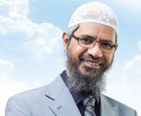 Zakir Naik Net Worth, Affairs, Age, Height, Bio and More Check more at https://thepersonage.com/zakir-naik/ Dr Zakir Naik, Famous Person, Motivational Speech, Motivational Speeches, Black Wallpaper, Net Worth, E Commerce, Rayban Wayfarer, Square Sunglass