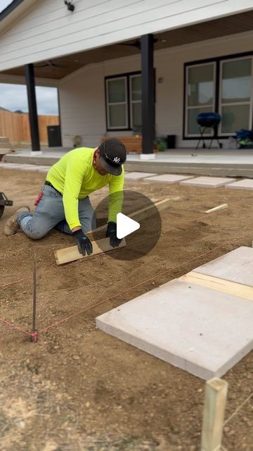 Rostro Flowerbeds on Instagram: "Backyard paver patio #landscape #landscaping #foryou #diy #construction #viral #photooftheday" Diy Extended Patio, 24x24 Paver Patio Ideas, Diy Paver Patio, Diy Patio Pavers, Landscape Pavers, Diy Construction, Pavers Backyard, Paver Patio, Outdoor Ideas