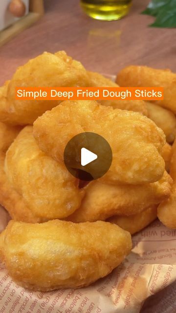 Deep Fried Biscuit Dough, Fried Dough Recipe Easy, Italian Fried Dough, Fried Dough Recipe, Fried Dough Recipes, Donut Recipe Fried, Fried Biscuits, Fried Bread Recipe, Dough Ideas