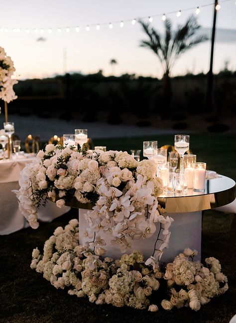 Modern Destination Wedding in Palm Springs - Inspired By This Modern Destination Wedding, Destination Wedding Cost, Modern Chic Wedding, Wedding Invitations With Pictures, Wedding Costs, Glam Wedding, Wedding Mood, Wedding Dreams, Wedding Reception Decorations