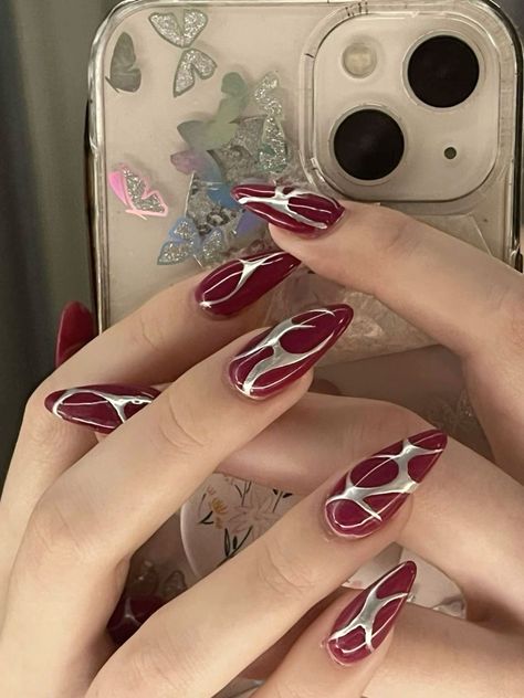 Red Oval Nails With Design, Burgundy Nails With Chrome, Maroon Chrome Nails, Red Acrylic Nails Designs, Nail Art Maroon, Chrome Nail Design, Maroon Nail Designs, Deep Red Nails, Kutek Disney