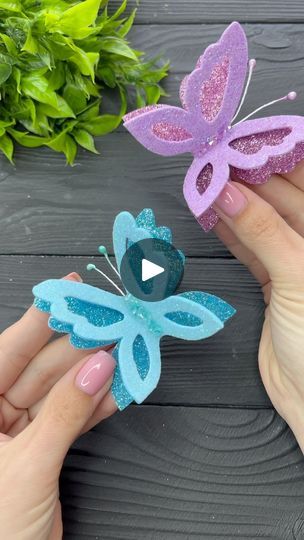 Diy Eva Foam, Paper Butterfly Crafts, Foam Sheet Crafts, Butterfly Tutorial, Fun Projects For Kids, Paper Flower Decor, Studio Diy, Diy Butterfly, Paper Flower Crafts