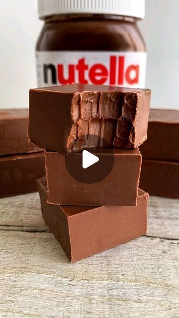 Easy Chocolate Fudge, Nutella Fudge, Chocolate Hazelnut Spread, Hazelnut Spread, Airtight Containers, Melt In Your Mouth, Chocolate Hazelnut, Easy Chocolate, Chocolate Fudge