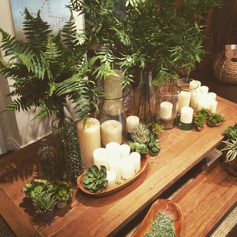 Candle And Plant Decor, Plants And Candles, Home Yoga Room, Plant Centerpieces, Candle Table Centerpieces, Outside Fall Decor, Island Decor, Plant Decor Indoor, Clear Glass Vases