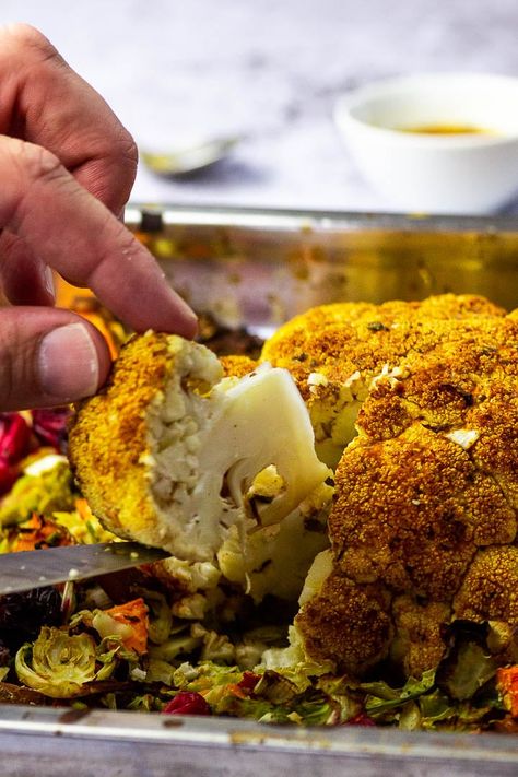 Whole Oven Roasted Cauliflower, Oil Free Roasted Vegetables, Whole Roast Cauliflower, Roasted Cauliflower Whole Head, Whole Roasted Cauliflower Vegan, Roasted Cauliflower Head, Turkey Marinade, Cauliflower Roasted, Whole Cauliflower