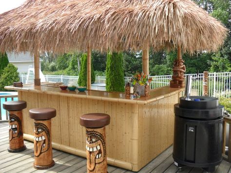 Tiki Bar for wedding reception. Products used: Bamboo paneling, poles, half round poles, and Mexican thatch. Thanks Nicholas Ward for sharing your project with us! Tiki Bars Backyard, Tiki Bars Diy, Tikki Bar, Tiki Umbrella, Outdoor Tiki Bar, Pool Side Bar, Mexican Palm, Diy Outdoor Bar, Tiki Bar Decor