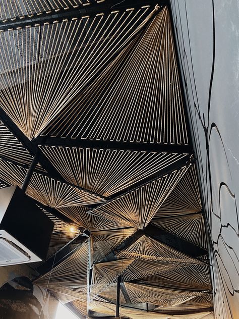 Crazy Ceiling Design, Rope Ceiling Design, Rope Interiors, Textile Ceiling, Boho Restaurant, Suspended Ceiling Tiles, Restaurant Ceiling, Accent Ceiling, Sound Room