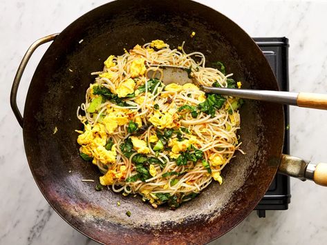 Stir-Fried Rice Noodles With Eggs and Greens Recipe Egg Fried Rice Noodles, Stir Fry With Egg, Fry Rice, Rice Noodles Stir Fry, Fried Rice Noodles, Stir Fry Rice, Dry Rice, Quick And Easy Dinner, Serious Eats