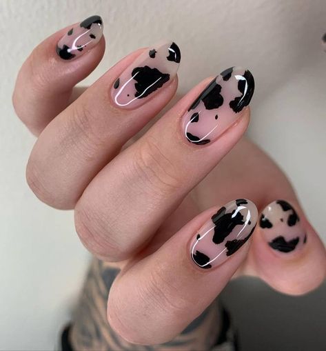 Nails Cow Print, Cow Print Nails, Emerald Nails, Ten Nails, Cow Nails, Her Nails, Print Nails, Funky Nails, Short Acrylic Nails