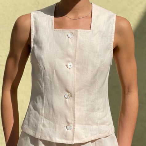 Square Neck Linen Top, Linen Top Pattern, Square Neck Tops, Stylish Pants Women, Linen Pants Suit, Womens Pants Design, Vests For Women, Denim Suit, Blouse Pattern Sewing