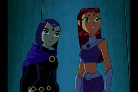 Teen Titans Starfire and Raven Iconic Duos Girls, Character Dynamic, Kory Anders, Titans Starfire, Teen Titans Starfire, Starfire And Raven, Halloween Duos, Original Teen Titans, Duo Costumes