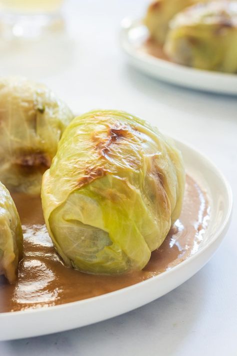 Cabbage Rolls ('Krautwickel') Cabbage Rolls German, German Stuffed Cabbage, German Cabbage Rolls, German Cabbage, Cabbage Rolls Recipe, Bread Roll, Cabbage Rolls, Minced Meat, Cabbage Soup