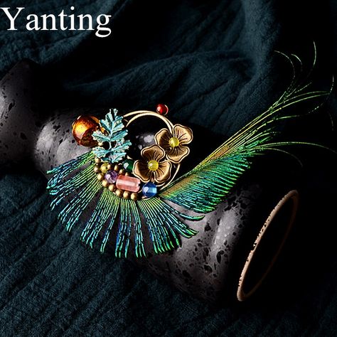 Yanting Ethnic Brooches For Women Copper Alloy Flower Peacock Color Feather Pins And Brooches Vintage Pin Brooch Jewelry 066-in Brooches from Jewelry & Accessories on Aliexpress.com | Alibaba Group Feather Brooch, Vintage Peacock, Pendant Ideas, Floral Hair Clip, Peacock Color, Feather Crafts, Collar Pins, Feather Art, Floral Brooch