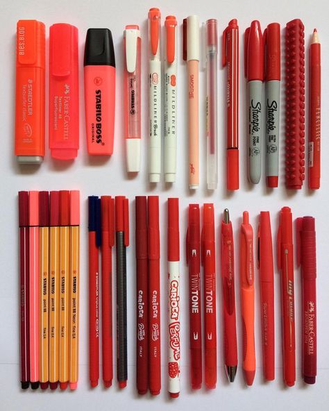 Red Pens Aesthetic, Red Highlighter Pen, Red Stationary Aesthetic, Red School Supplies Aesthetic, Red School Aesthetic, Stationary Gadgets, Red School Supplies, Red Stationary, Stationery Things