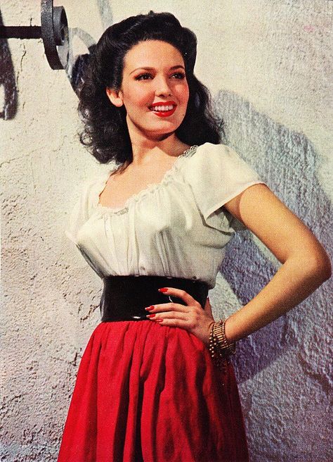 "The color goes kind of crazy" - Page 2 - NitrateVille.com Gail Russell, Growing Out My Hair, Vintage Peasant Blouse, Frances Farmer, Carole Landis, Linda Darnell, I Am Light, The Emperor's New Clothes, Vintage Goddess