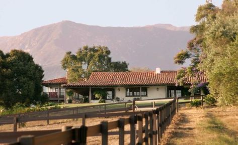 Ennisbrook — Tom Meaney | Architect Adobe Courtyard, California Hacienda, Dressage Arena, Mediterranean Exterior, Spanish Hacienda, Hacienda Style Homes, Floor Plans Ranch, Rustic Tile, Casas Coloniales