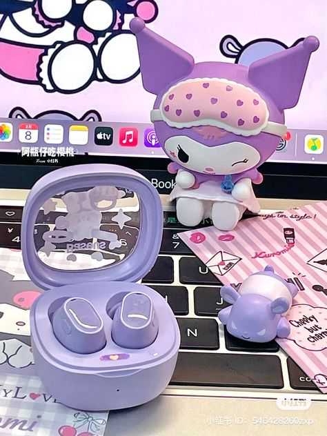 Cute Ipod Cases, Cute Headphones, Sanrio Stuff, Kawaii Stuff, School Study, Stationary School, Cute Stationary, Cute Emoji Wallpaper, Ipod Cases