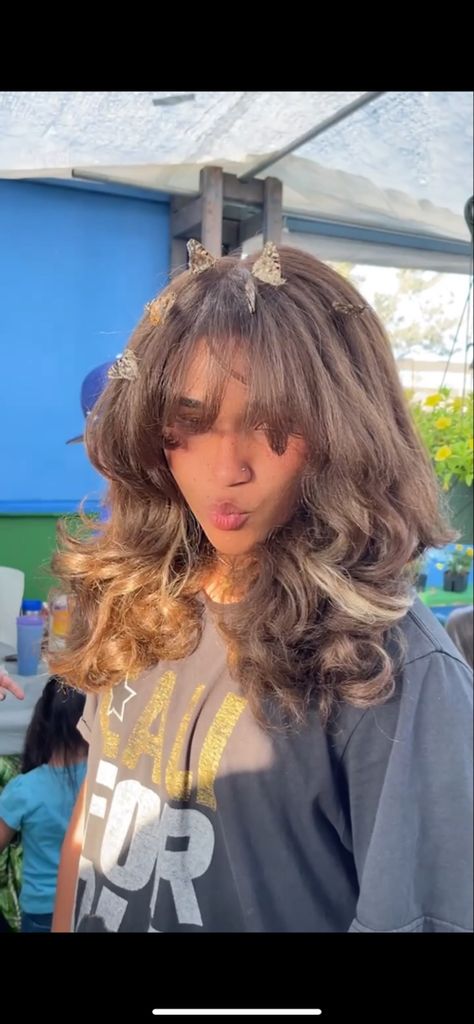 Brown Hair / Butterfly Crown / Golden Hour / Black Gurl Magic Wavy Hair Butterfly Cut, Wavy Butterfly Cut, Curly Butterfly Cut, Curly Hair Butterfly Cut, Butterfly Haircut Wavy Hair, Short Butterfly Cut, Butterfly Cut Curly Hair, Butterfly Haircut Curly Hair, Wavy Haircut