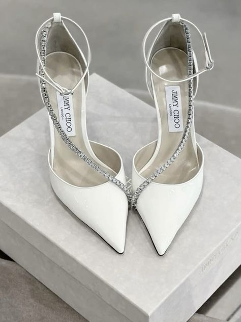 Jimmy Choo Wedding Heels, Elegant Shoes Heels, Jimmy Choo Wedding Shoes, Lingerie Silk, Frida Aasen, Light Feminine, Trend Shoes, Bridal Shoe, Rose Shoes