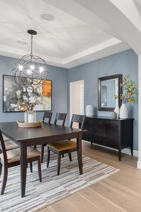 Good Colors For Living Room Walls, Blue Grey Dining Room Walls, Blue Dinning Room Walls, Dining Colors For Walls, Dining Room Colours Paint Colors, Light Blue Wall Dining Room, Dinning Room Wall Paint Colors, Dining Room Wall Colours, Dinning Room Accent Walls Paint