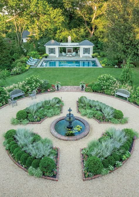 French Garden Design, Formal Garden Design, Parterre Garden, Ideas Jardin, Potager Garden, Formal Garden, Garden Design Plans, Landscape Design Plans, Formal Gardens