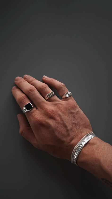 Mens Jewelry Aesthetic Silver, Man Jewelry Aesthetic, Rings For Men Aesthetic, Men’s Jewellery, Men Jewelry Aesthetic, Men Rings Aesthetic, Rings Men Silver, Mens Jewelry Aesthetic, Silver Rings Men