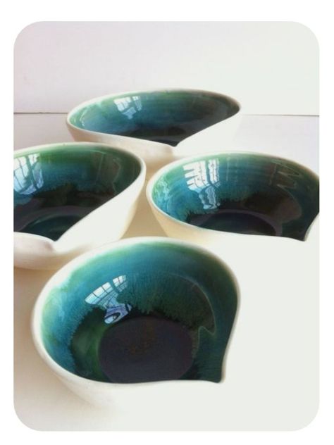 Pottery Painting Designs, Pottery Crafts, Diy Pottery, Pottery Classes, Thrown Pottery, Ceramics Pottery Art, Nesting Bowls, Ceramics Ideas Pottery, Japanese Pottery