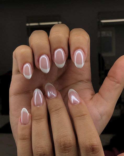 the french tip and chrome combo is giving a classic look ✨ @beetles_community @beetlesgelpolish @apresnailofficial #gel #gelnails #gelpolish #gelnail #gelmanicure #nailsnailsnails #nail #nailart #naildesign #naildesigns #frenchtipnails Cute Simple Nails For Short Nails, Short Tip French Nails, Cruise Nails Simple, Short French Nails Chrome, Plain Hoco Nails, Almond French Tip With Chrome, French Nail With Chrome, Bubble Bath With French Tip, French Tip W Chrome