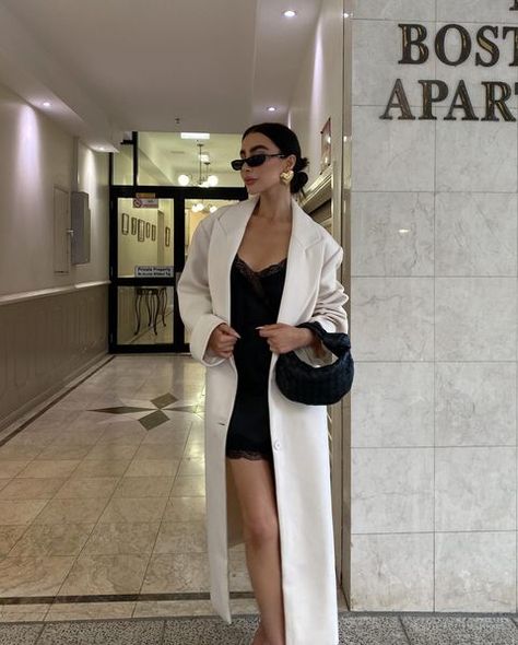 All Posts • Instagram November Fashion, Classy Outfits For Women, Classy Women, Minimal Fashion, Fashion Classy, Moda Fashion, Up Hairstyles, Fashion Sunglasses, Classy Outfits