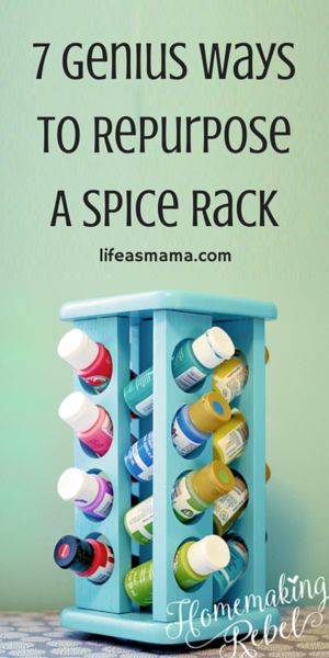 Do you have an old spice rack that you can't bear to part with? Why not repurpose it into something better? Check out these 7 genius ideas. Rangement Art, Diy Hanging Shelves, Diy Holz, Old Spice, Mason Jar Lighting, Handmade Beauty Products, Fun Craft, Mason Jar Diy, Mason Jar Crafts