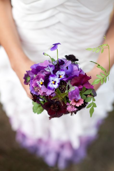 25b - An Enchanted Woodland Styled Wedding Shoot Pansy Bouquet, Wedding Cake Ombre, Berry Wedding, Wedding Invitation Trends, Floral Headdress, Violet Wedding, Cheap Wedding Flowers, Ombre Wedding, Flower Cottage