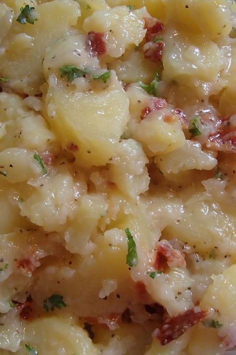 German Potato Salad Recipe, German Dishes, German Foods, German Potato, German Potatoes, German Potato Salad, Summer Foods, Potato Salad Recipe, Chips Ahoy