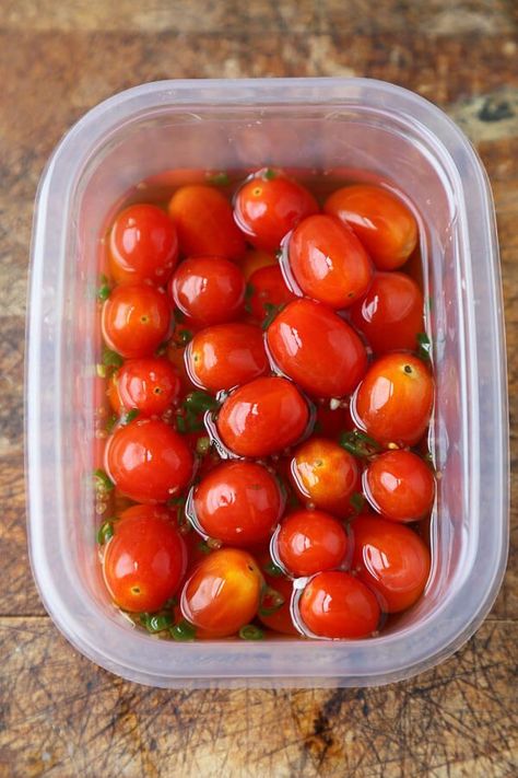 Pickled Cherry Tomatoes (Thai Style) Easy Tom Yum Soup Recipe, Pickled Cherry Tomatoes Recipe, Easy Tom Yum Soup, Dehydrated Veggies, Pickled Cherry Tomatoes, Tom Yum Soup Recipe, Thai Flavors, Pickled Tomatoes, Pickled Cherries