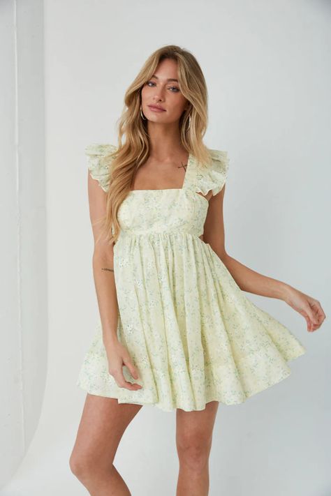 Mini Dresses for Women• Shop Online Boutique – americanthreads Elegant Mini Dresses, Cute Sundresses, Beautiful Mini Dresses, Mini Dress Floral, Babydoll Mini Dress, Floral Babydoll Dress, Preppy Dresses, Senior Picture Outfits, Girly Dresses