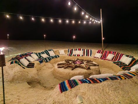 Island Birthday Party Ideas, Sand Fire Pit, Beach Bonfire Wedding, Beach Bonfire Parties, Rodeo Decor, Beach Dinner Parties, Beach Engagement Party, Beach Fire Pit, Bonfire Wedding