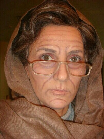 Old Grandma Makeup, Old People Makeup Halloween, Grandma Makeup Costume, Old People Makeup, Old Women Makeup, Grandma Makeup, Old People Costume, Old Lady Makeup, Granny Costume