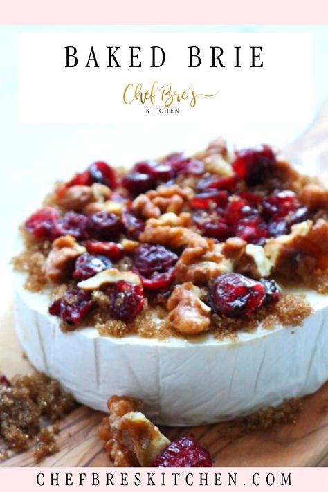 Baked Brie With Cranberries, Brie With Cranberries, Baked Brie With Jam, Brie Recipes Appetizers, Brie Cheese Recipes, Baked Brie Appetizer, Baked Brie Recipes, Brie Appetizer, Brie Recipes