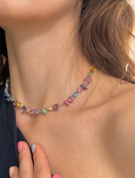 Jewelry Trends 2024 Winter, 16” Necklace, Swarovski Necklace Crystal, Colorful Silver Jewelry, Swarovski Jewelry Aesthetic, Simplistic Jewelry, Jewel Necklace, Jewelry Accessories Ideas, Dope Jewelry