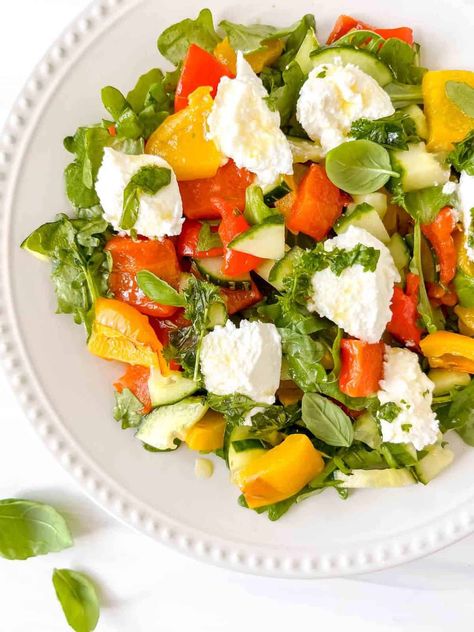 Ricotta Salad with Roasted Peppers - Through The Fibro Fog Healthy Ricotta Recipes, Easy Light Dinner Recipes, Easy Light Dinner, Antihistamine Diet, Ricotta Salad, Migraine Diet Recipes, Adrenal Reset, Spelt Flour Recipes, Tahini Pasta