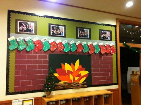 Evento de dic Christmas Bulletin Board Decorations, Christmas Bulletin Board Ideas, December Bulletin Boards, Holiday Bulletin Boards, Christmas Bulletin Boards, Christmas Bulletin Board, Christmas Bulletin, Bulletin Board Ideas, Bulletin Board Decor