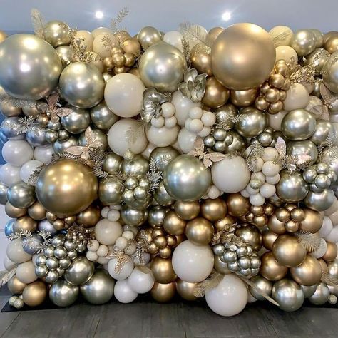 Good Balloon Arch, Golden Birthday Balloon Arch, Metallic Balloon Arch, Gold And Silver Balloon Decor, Prom Balloon Arch, Balloon Arch Photo Backdrop, Outdoor Decorations Ideas, Arch Photo Backdrop, Christmas Balloon Arch