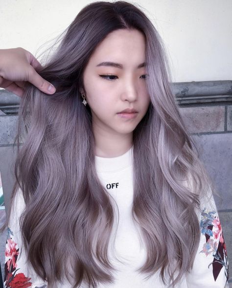 Milk Tea Purple Hair, Dark Blonde Purple Hair, Smokey Purple Hair Color, Smoky Lilac Hair, Lavender Beige Hair, Ash Purple Hair Color, Dark Lavender Hair, Ashy Purple Hair, Ash Purple Hair