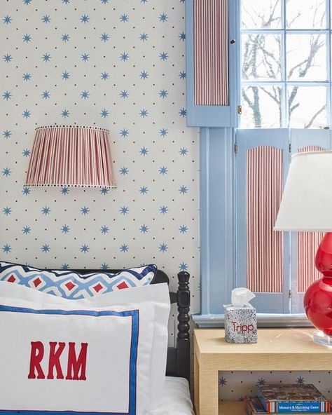 Black 4 Poster Bed, Red And Blue Boys Bedroom, Madre Dallas, Red Nursery Boy, Boy Room Red, Diamond Pattern Rug, Lacquered Furniture, 4 Poster Bed, Blue Boys Bedroom