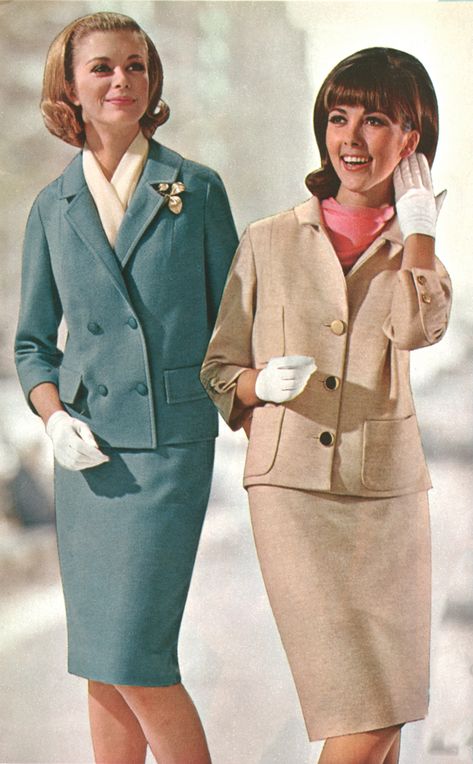 https://flic.kr/p/28Ykr3B | MW Page 179, 1965 1965 Fashion, 1960s Fashion Women, Retro Suits, 60s Women, 1960 Fashion, Fashion 1960s, Vintage Suits, Coat Vintage, 1960s Fashion