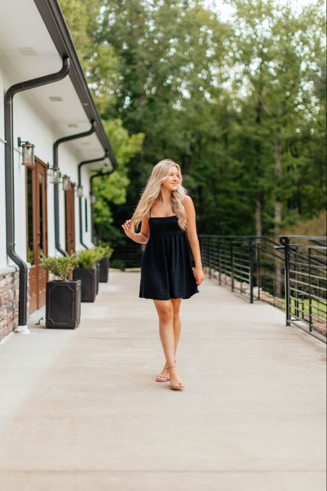 Senior year, senior photos, senior photographer, senior photography, senior photo ideas, photoshoot, photoshoot ideas, senior pose ideas, pose ideas, north georgia photographer Photoshoot Ideas Senior, Senior Photo Ideas, Ideas Pose, Ideas Photoshoot, Senior Photo Outfits, Senior Picture Outfits, Senior Poses, Senior Photoshoot, North Georgia