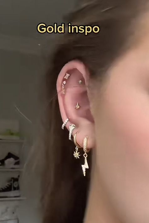 Brooke Piercing, Ears Filled With Piercings, Piercings Brooke Monk, Ear Piercing Ideas Placement Chart, Brook Monk Earrings, Brooke Monks Piercings, Brook Monk Piercings, Ear Piercings Brooke Monk, Brooke Monk Earrings