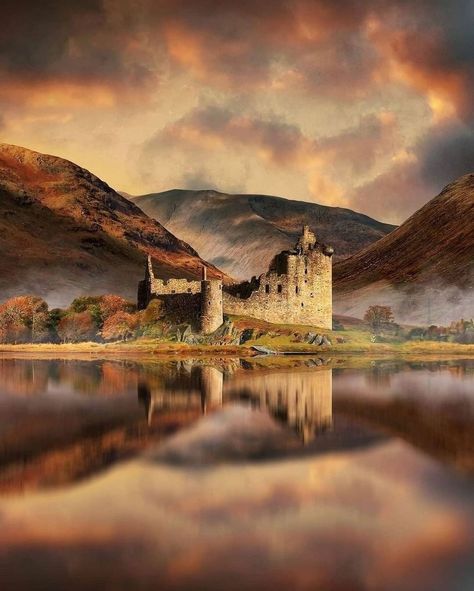 Vision Board Vacation, Kilchurn Castle, Loch Awe, Highlands Castle, Ireland Photos, The Scotts, Clan Campbell, Scottish Words, Best Of Scotland